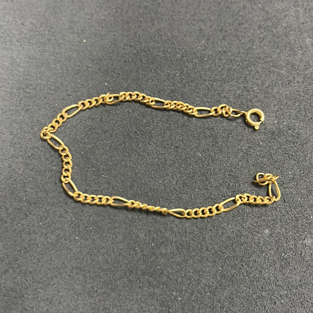 Simple gold plated bracelet